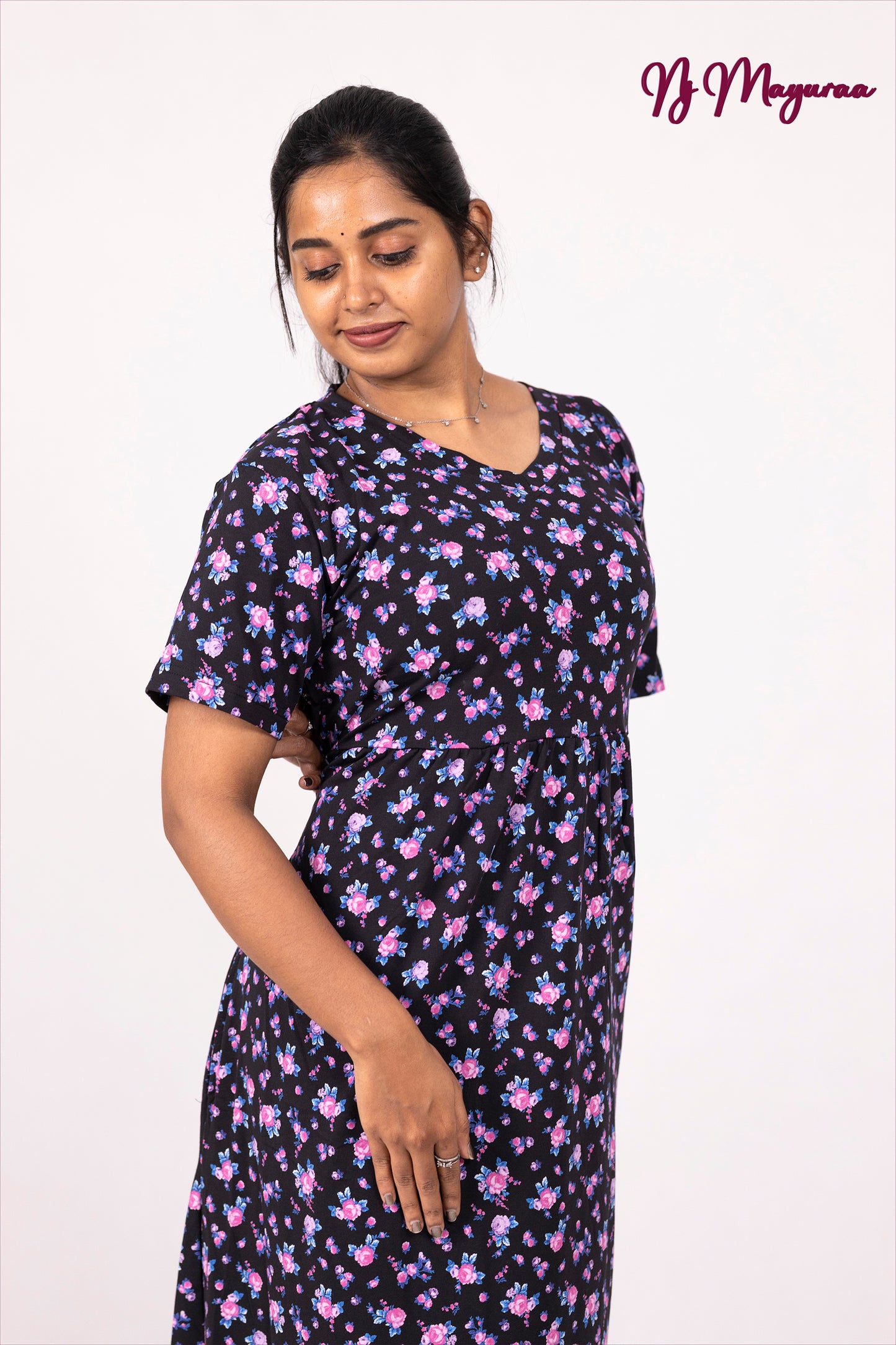 JANAKA 2 - NON FEEDING V-NECK MAXI FULL LENGTH