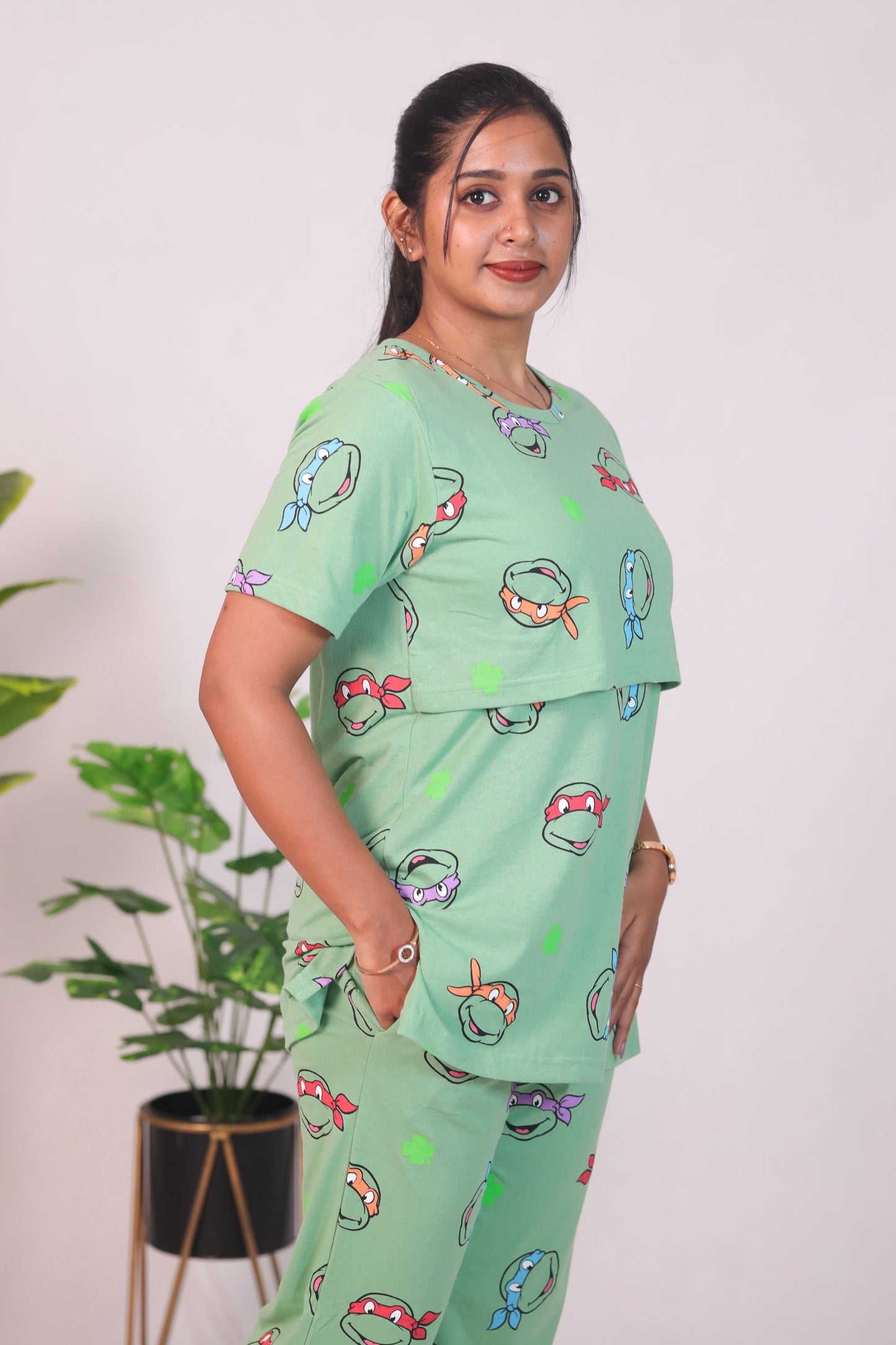 FROG- ZIPLESS FEEDING PANT SET