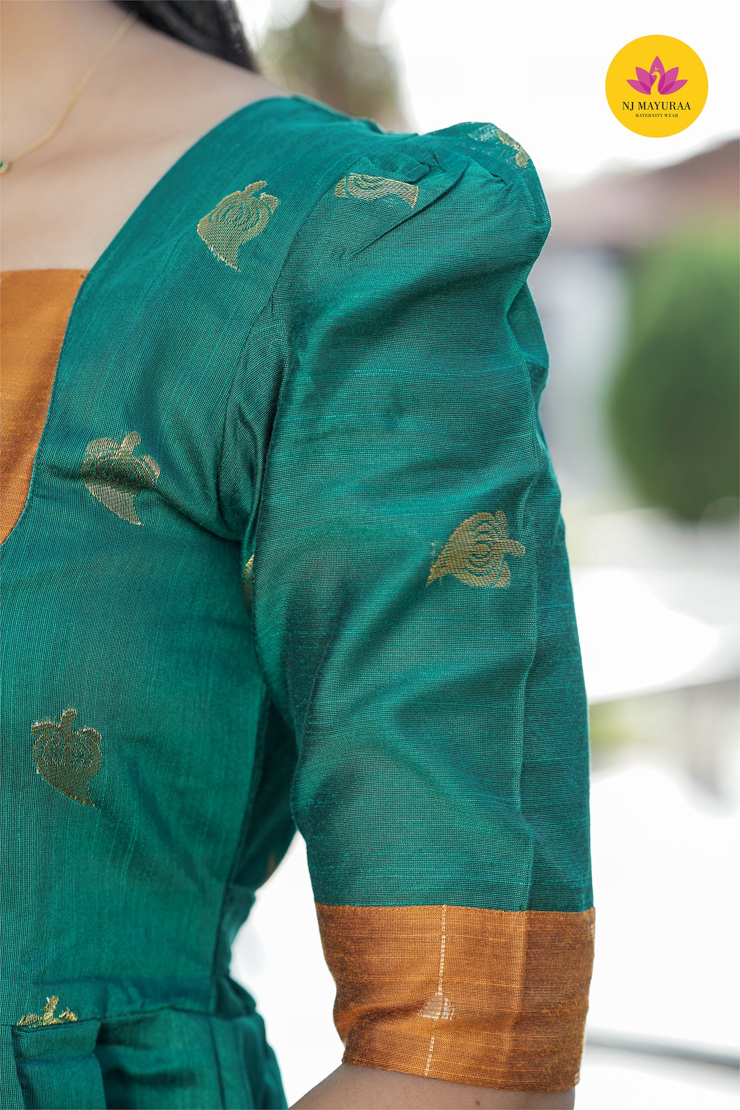 valli 23 - kurti gown with Lining ( Feeding maternity)