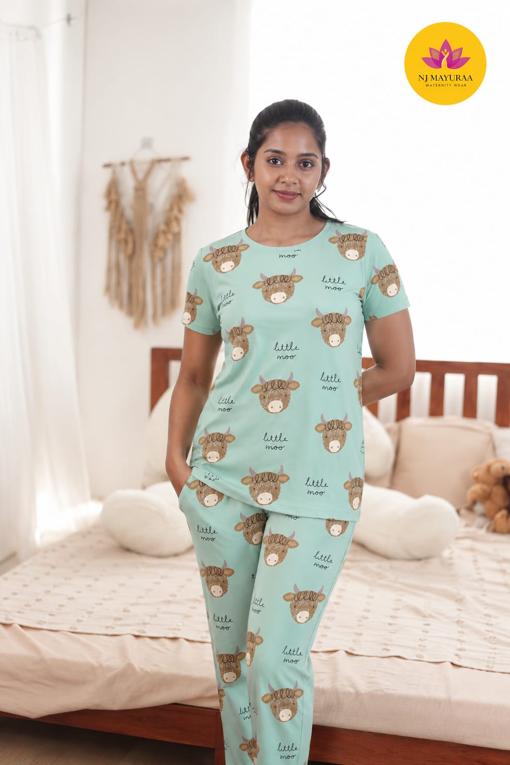 NITHI13_NIGHTWEAR