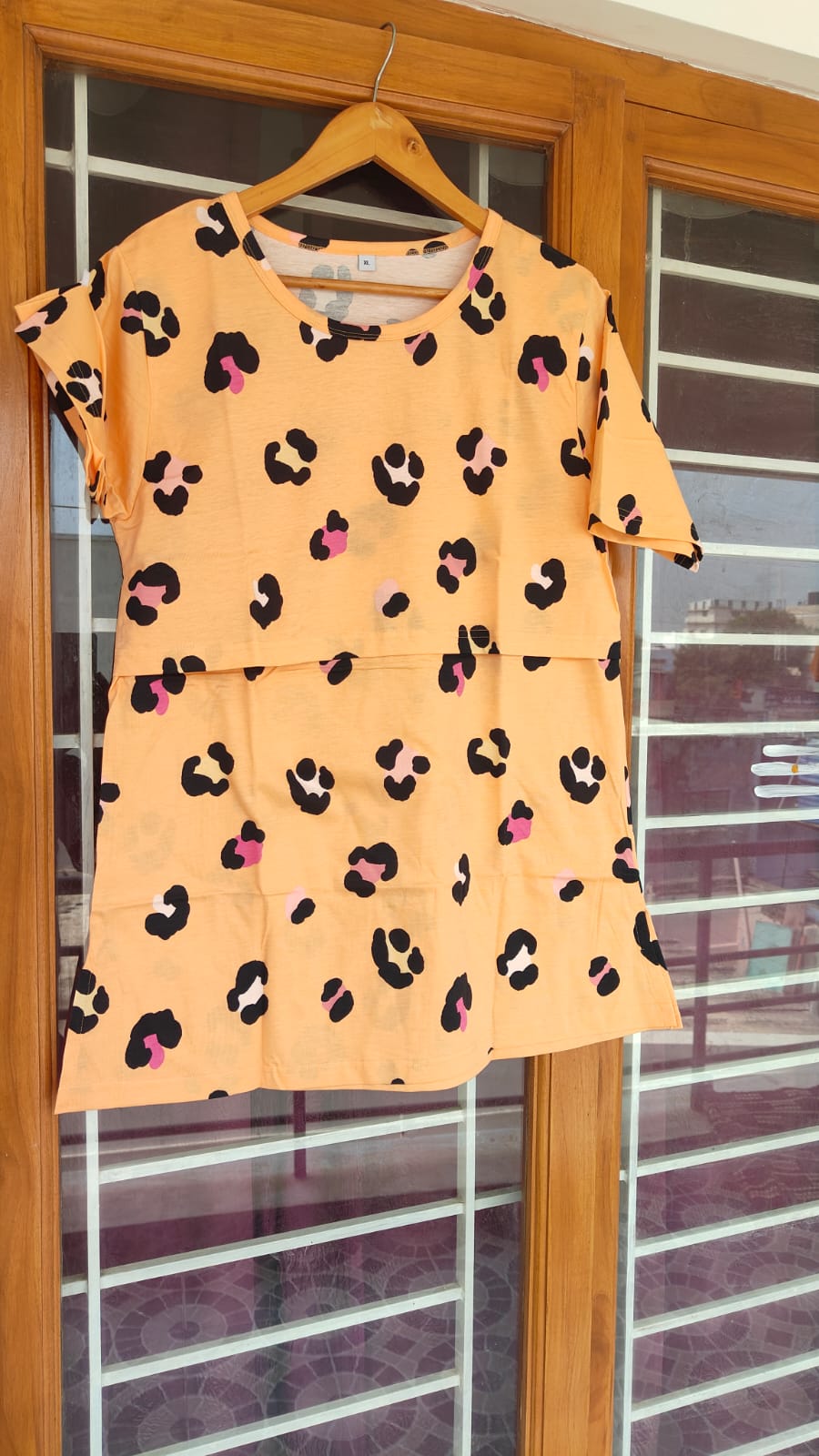 Feeding Tshirt - Yellow