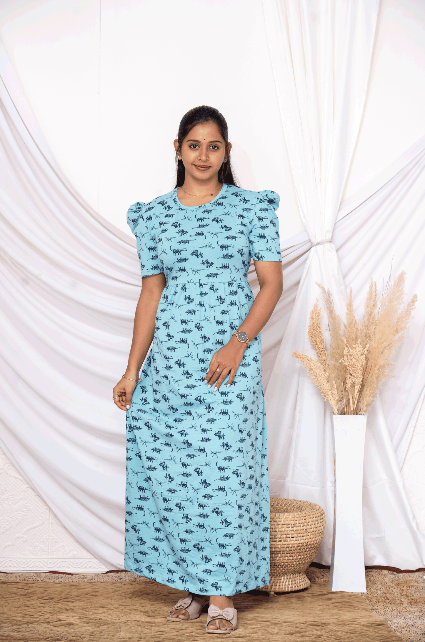 LAKSHMIKANTA-CAUSAL NON FEEDING WEAR NORMAL SLEEVE