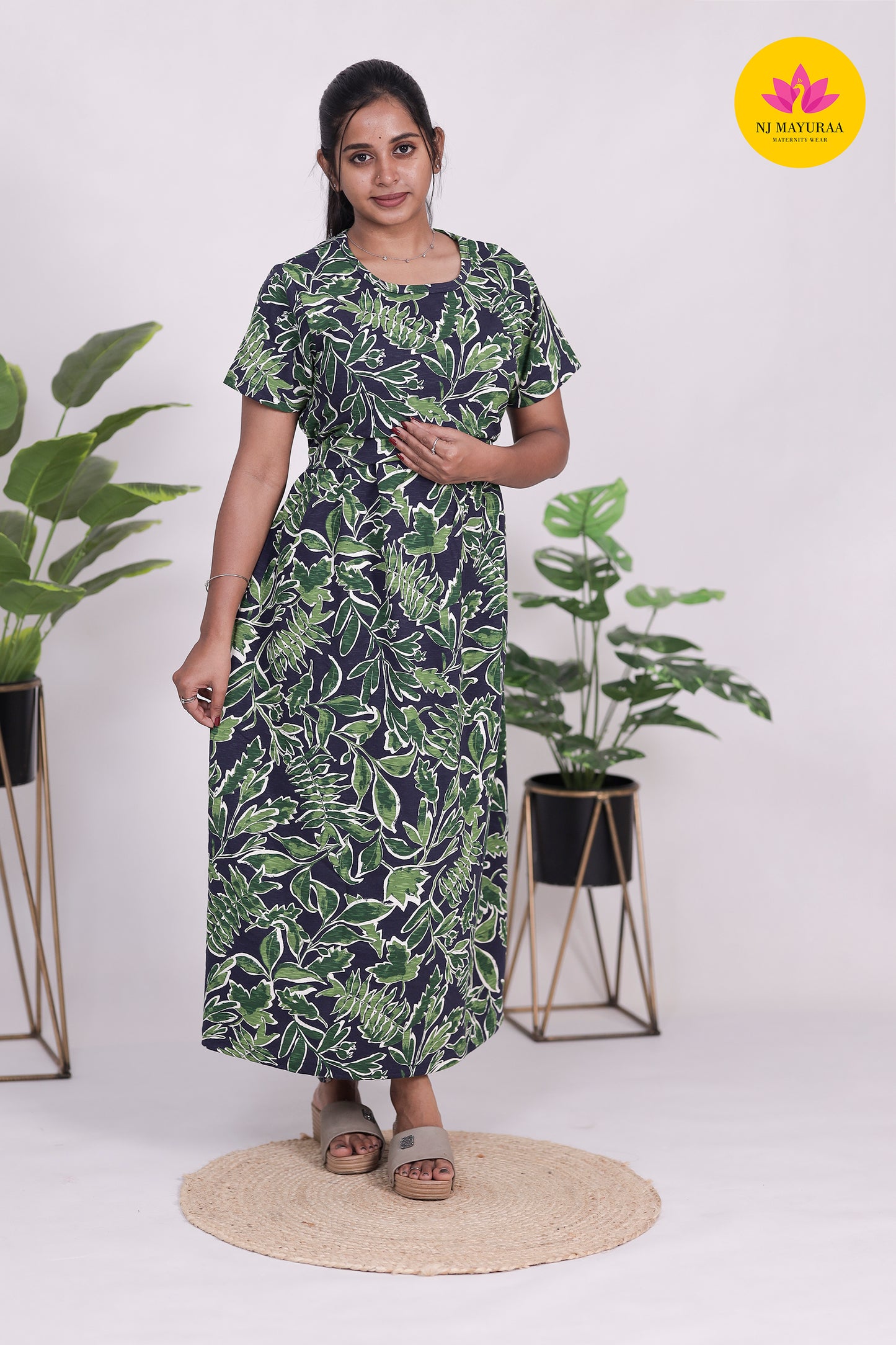 AMBAAL 28 - ZIPLESS FEEDING MATERNITY WEAR FULL LENGTH 50 INCH ( NORMAL SLEEVE)