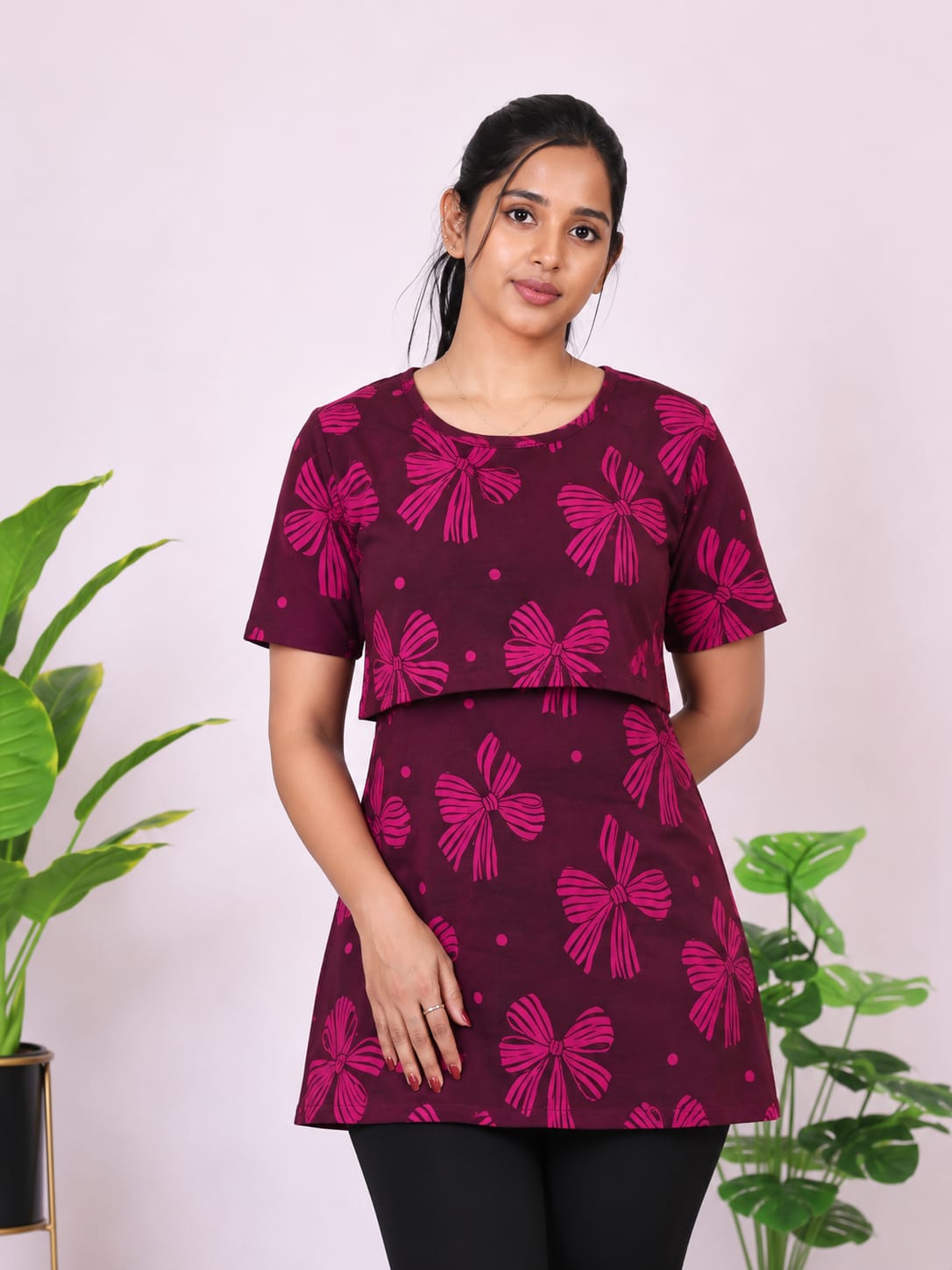 MAYA28-FEEDING T-SHIRT