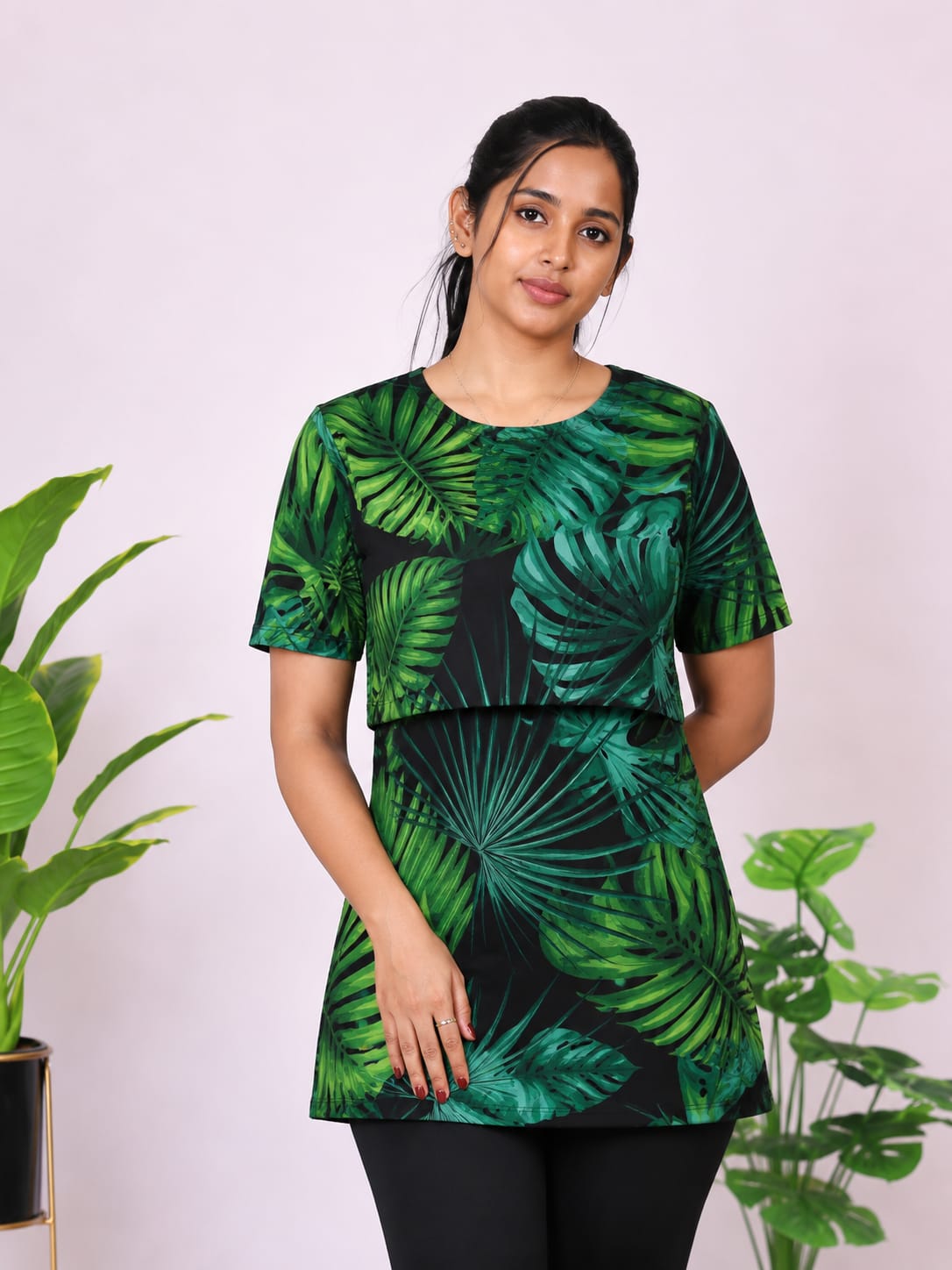 MAYA31-FEEDING T-SHIRT