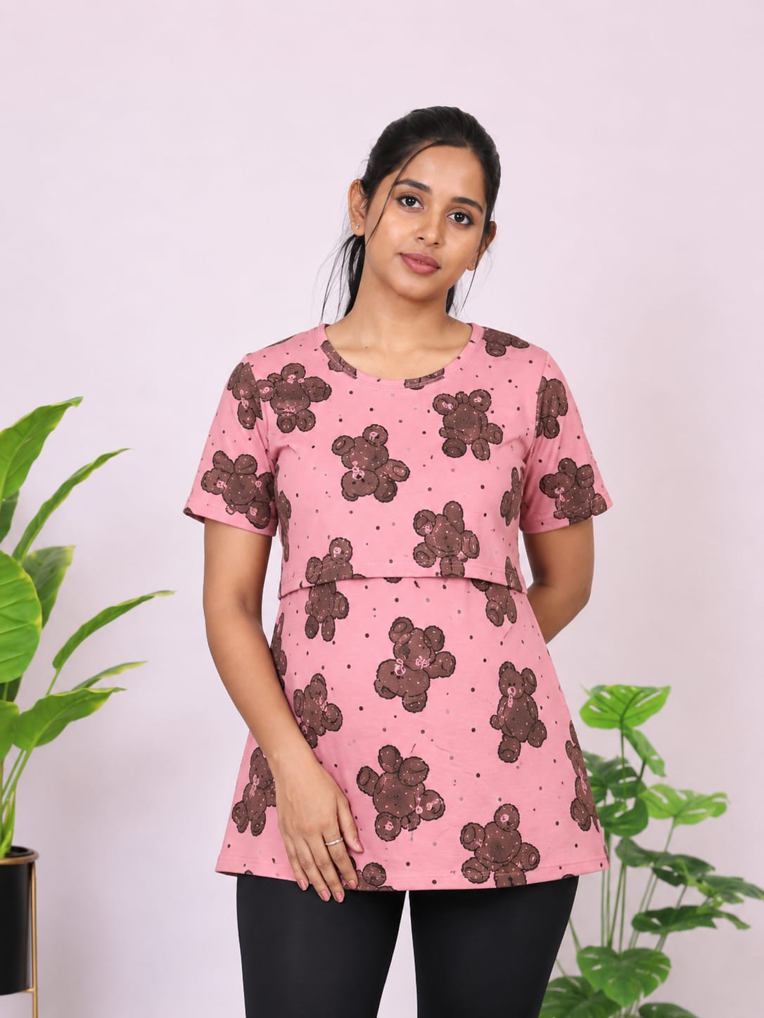 MAYA7-FEEDING T-SHIRT