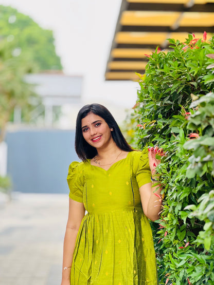 Green - Maternity kurti with lining along Zip