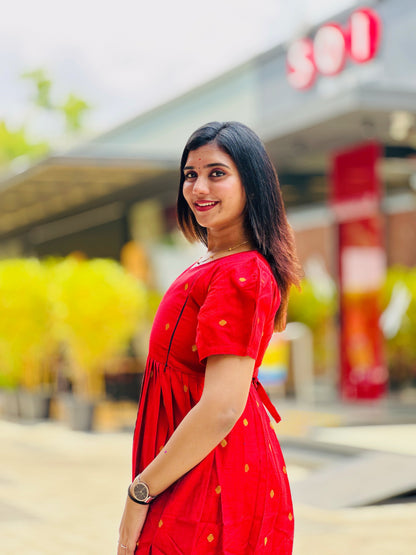 Red-Maternity kurti with lining along Zip