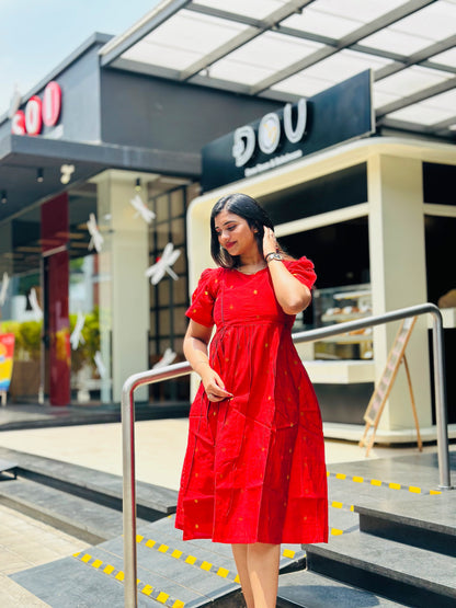 Red-Maternity kurti with lining along Zip