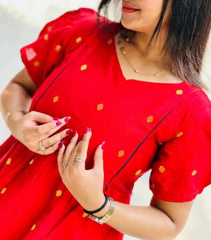 Red-Maternity kurti with lining along Zip