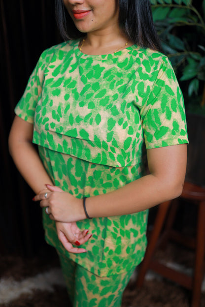 GREEN ANIMAL PRINT-ZIPLESS FEEDING PANT SET