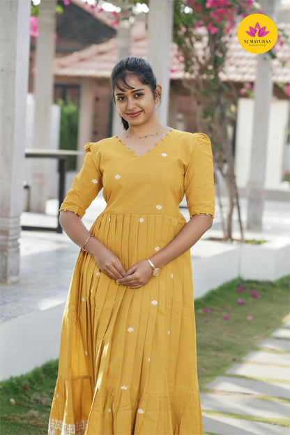 valli 12 - kurti gown with Lining ( feeding maternity)
