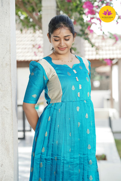 valli 22 - kurti gown with Lining ( Feeding maternity)