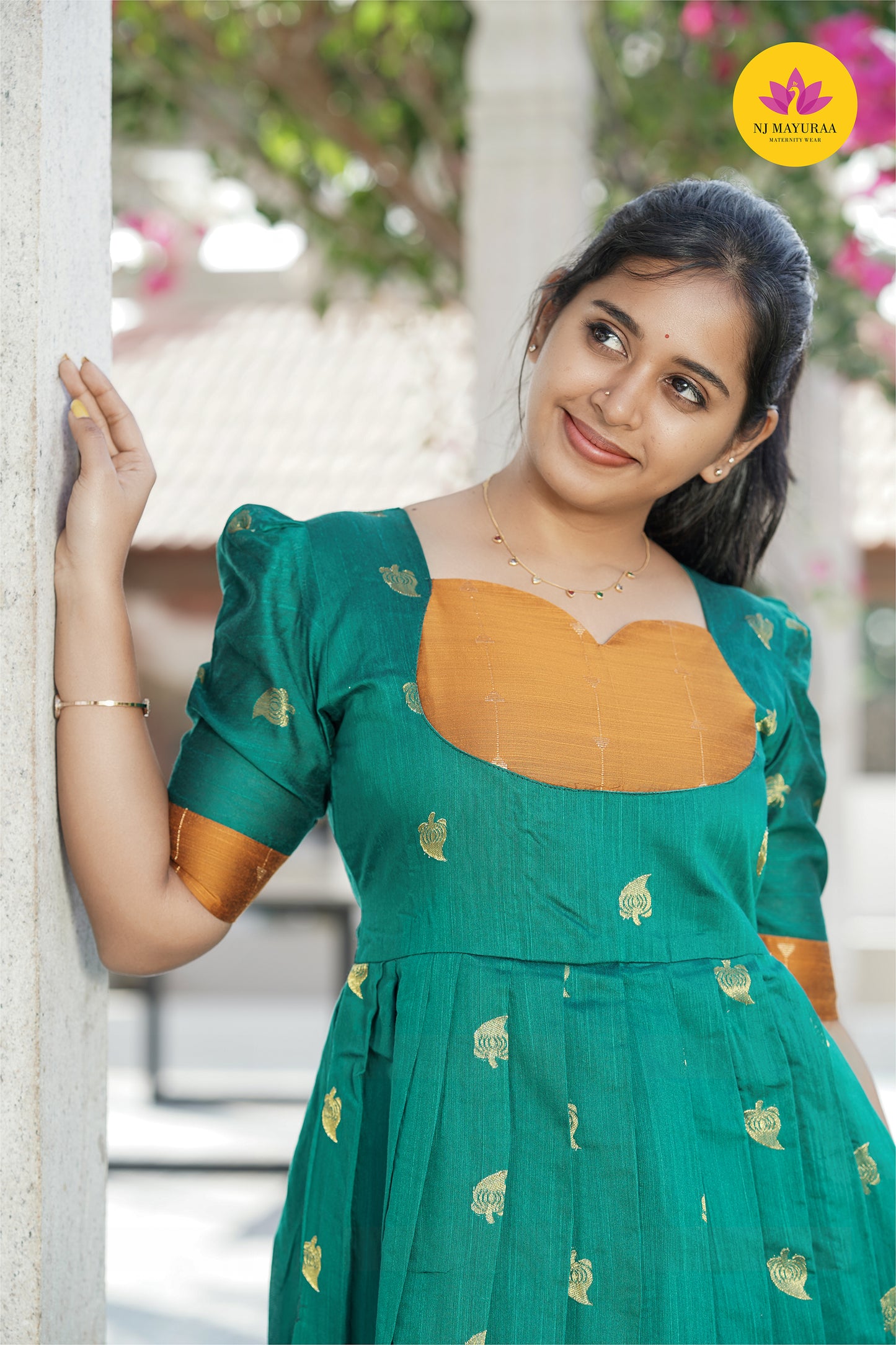 valli 23 - kurti gown with Lining ( Feeding maternity)