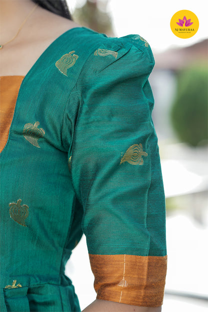 valli 23 - kurti gown with Lining ( Feeding maternity)