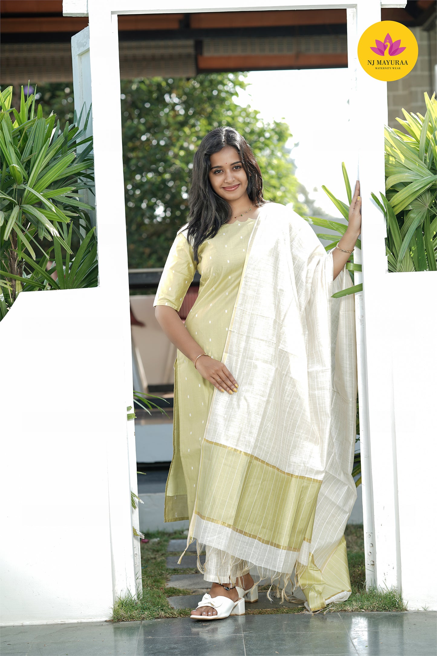 valli 8 - kurti set with dupatta with lining 2side zip ( feeding maternity)