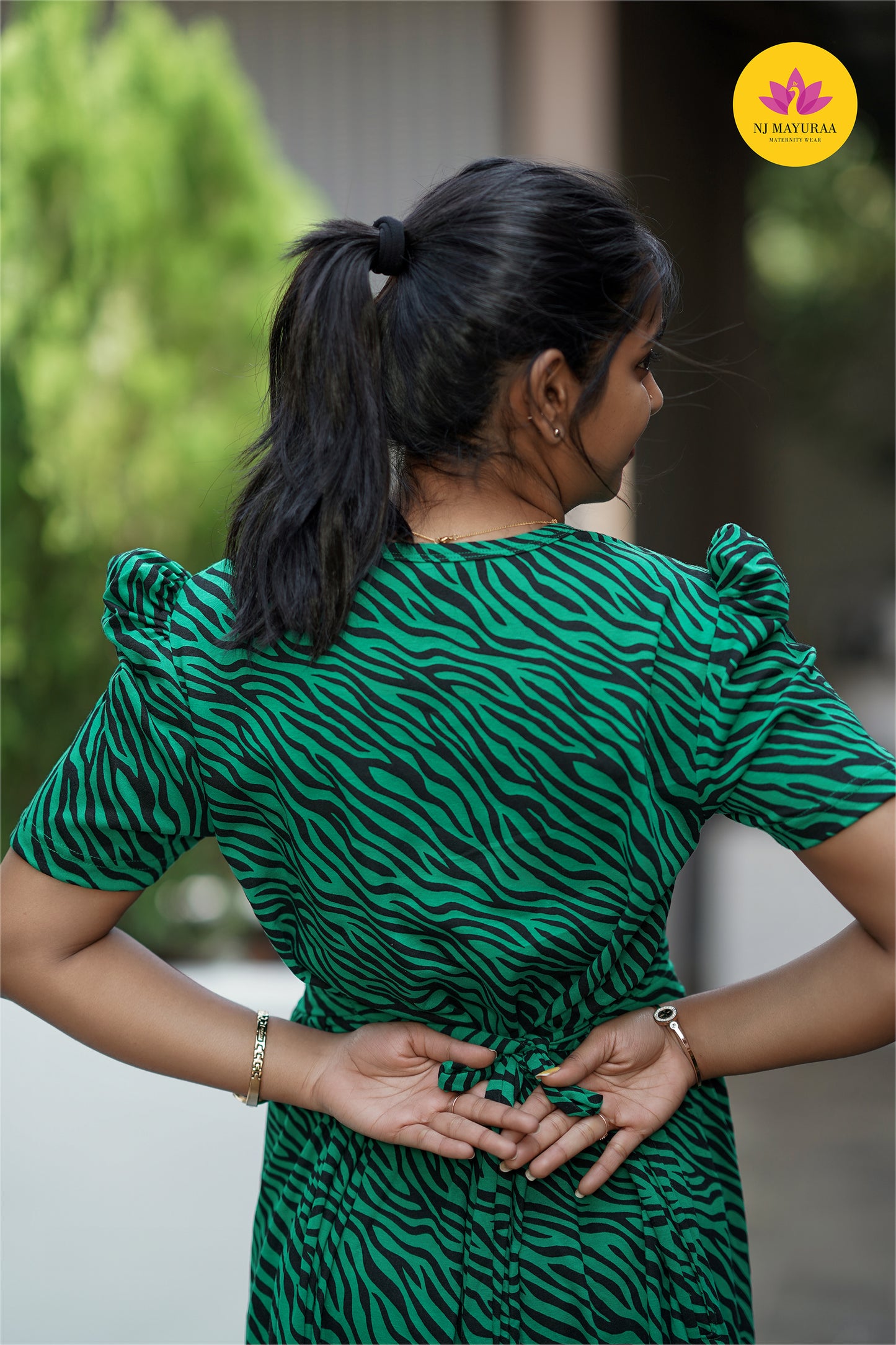 VALLI 64-ZIPLESS MATERNITY WEAR PUFF SLEEVE