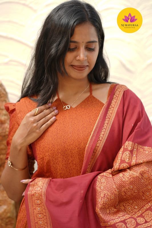 Hansi_07 - KURTI DHUPATTA SET( 2 Side Feeding Zip )