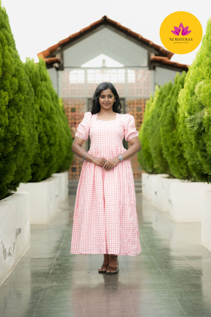 YASHINI09_ELEGANT_KURTHI GOWN