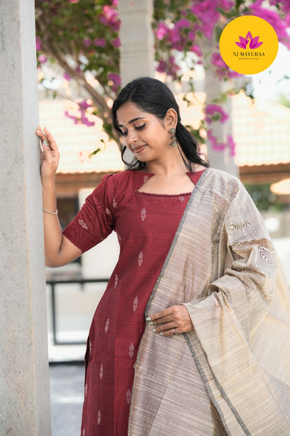 Maroon Kurti Set (3-Piece Set)