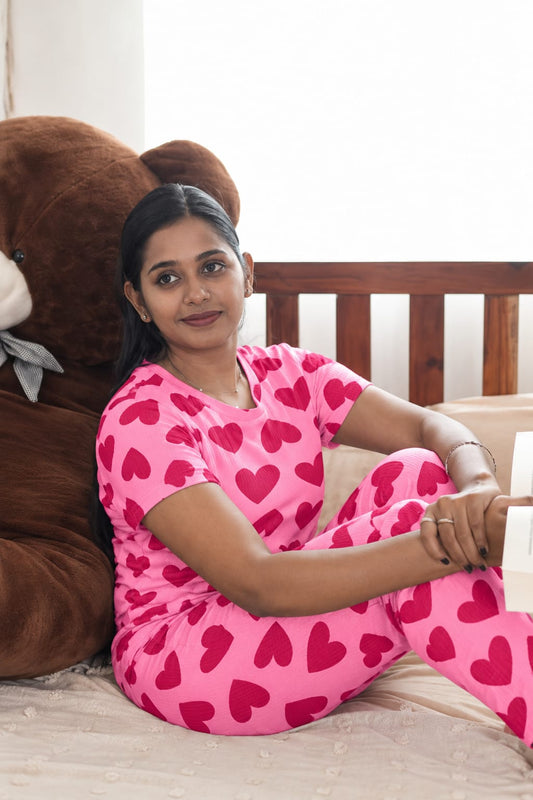 NITHI03_NIGHTWEAR