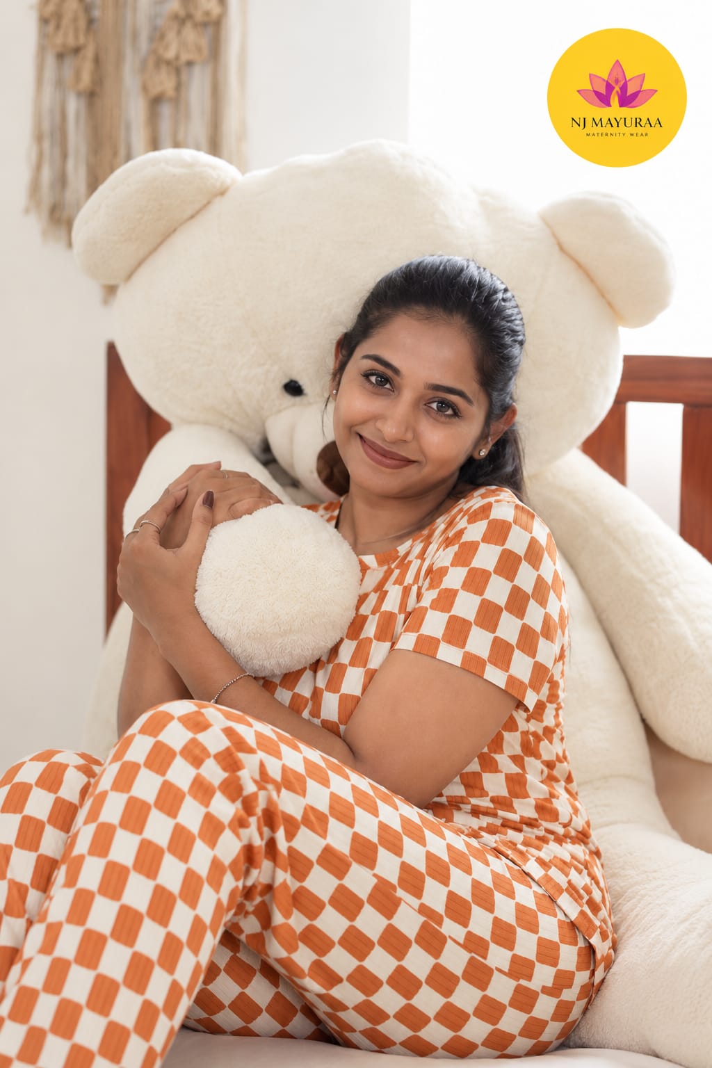 NITHI15_NIGHTWEAR